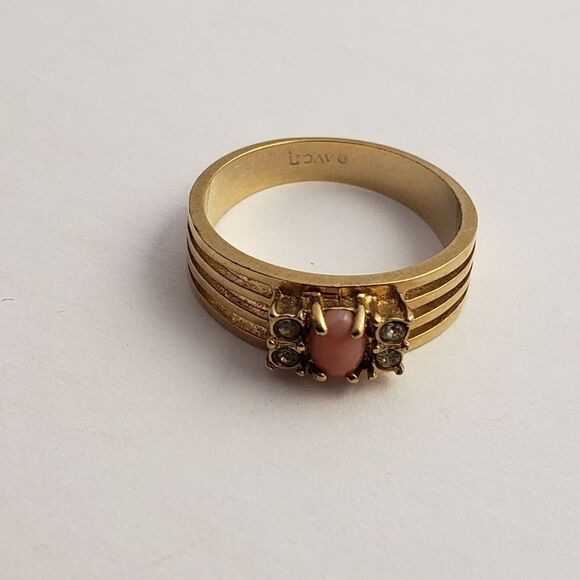 Avon ring - Picture 2 of 2